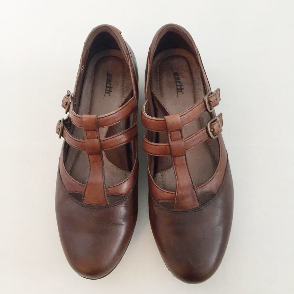 Earth Gemma Brown Leather T-Strap 2 Buckle Shoes
